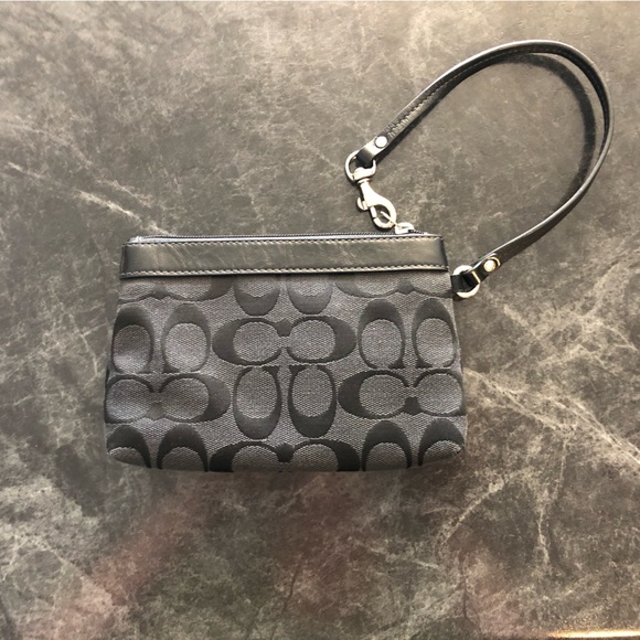 Coach Wristlet - Picture 3 of 10